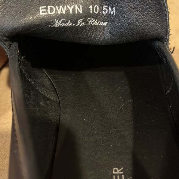 Donald J Pliner Edwyn Black Leather Loafer main image 5